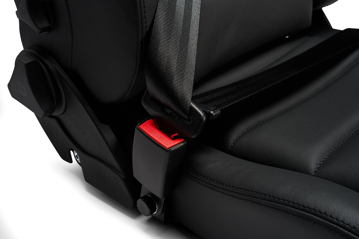 Vario F with Integrated Seatbelt