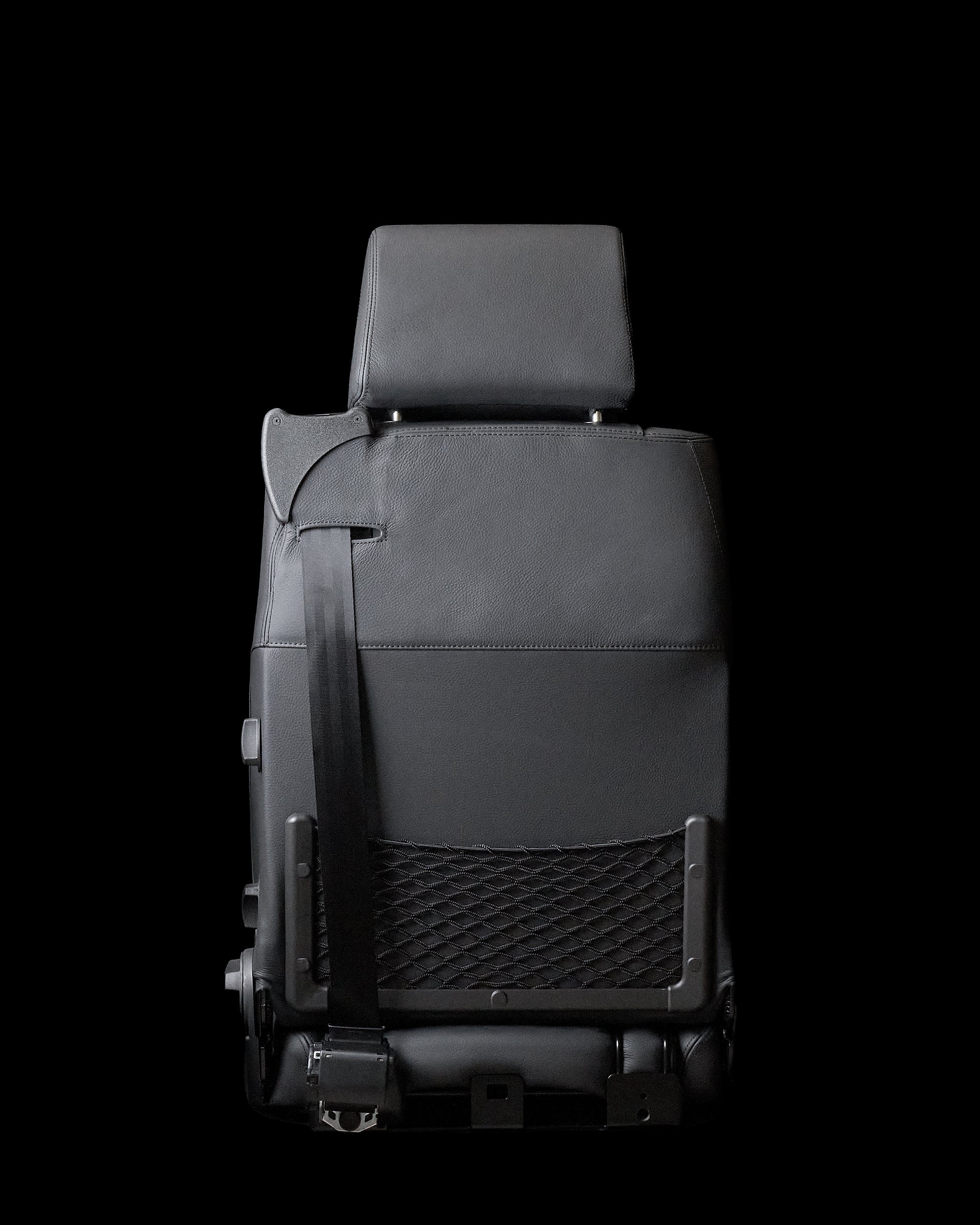 Vario F with Integrated Seatbelt