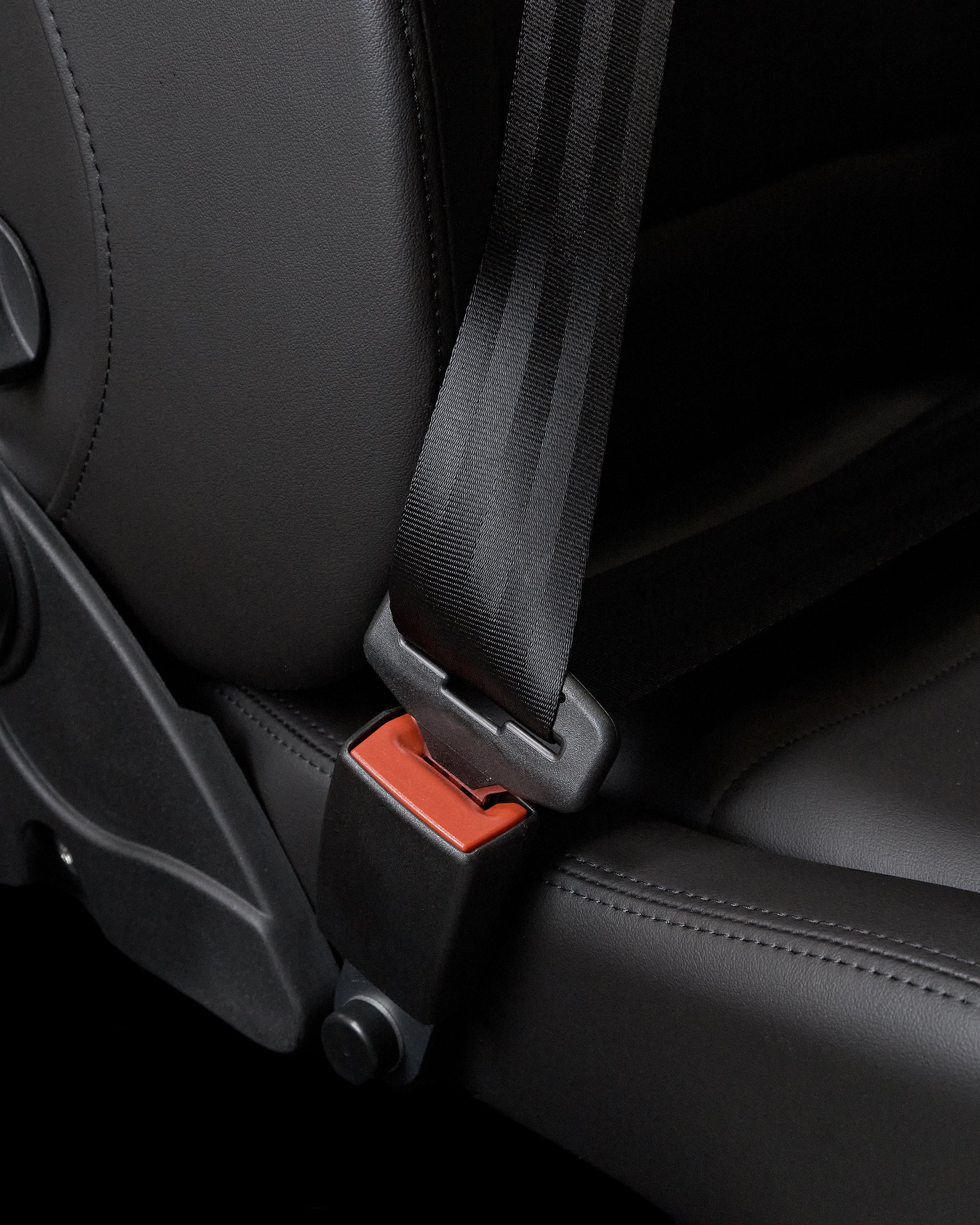 Vario F with Integrated Seatbelt