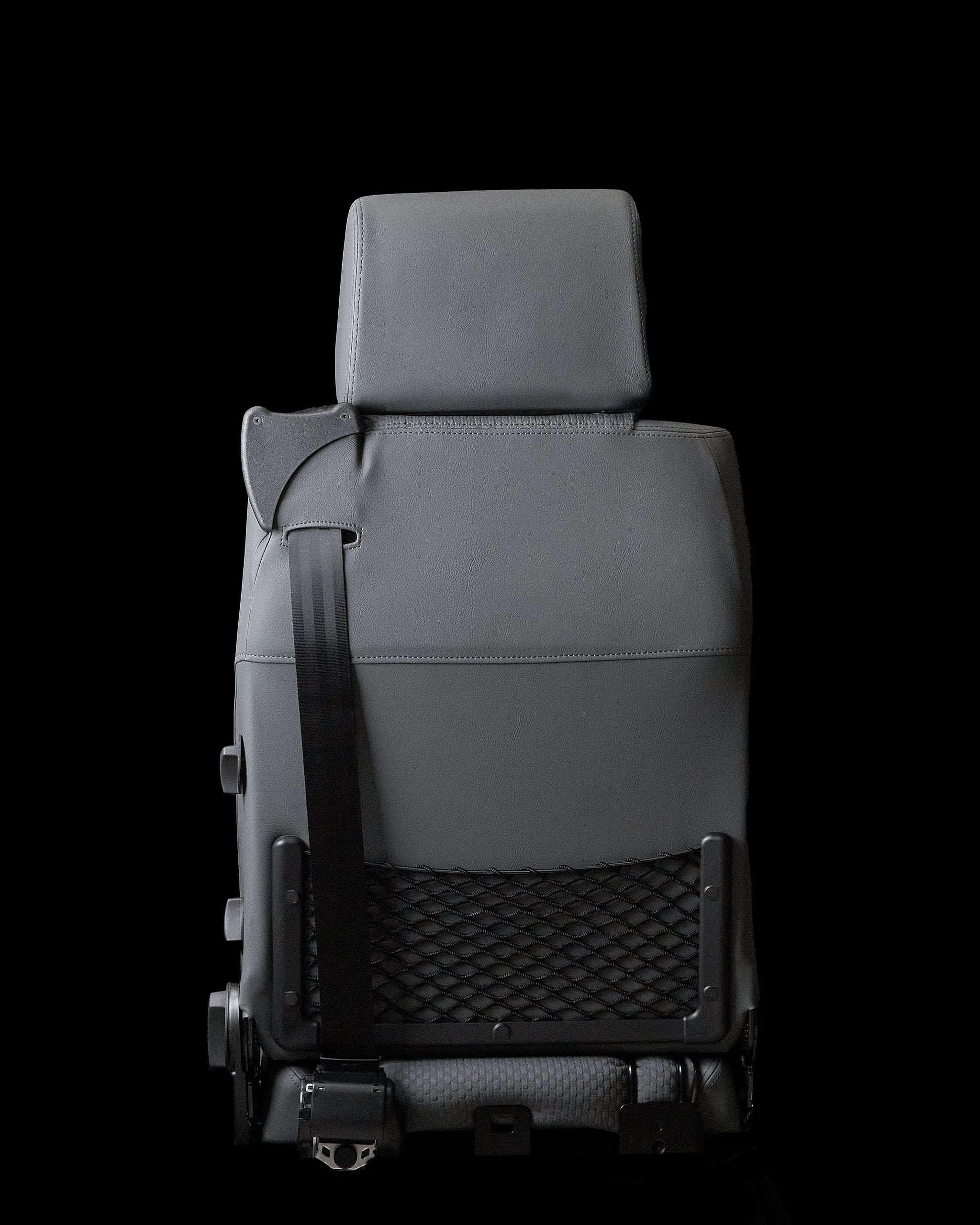 Vario F with Integrated Seatbelt