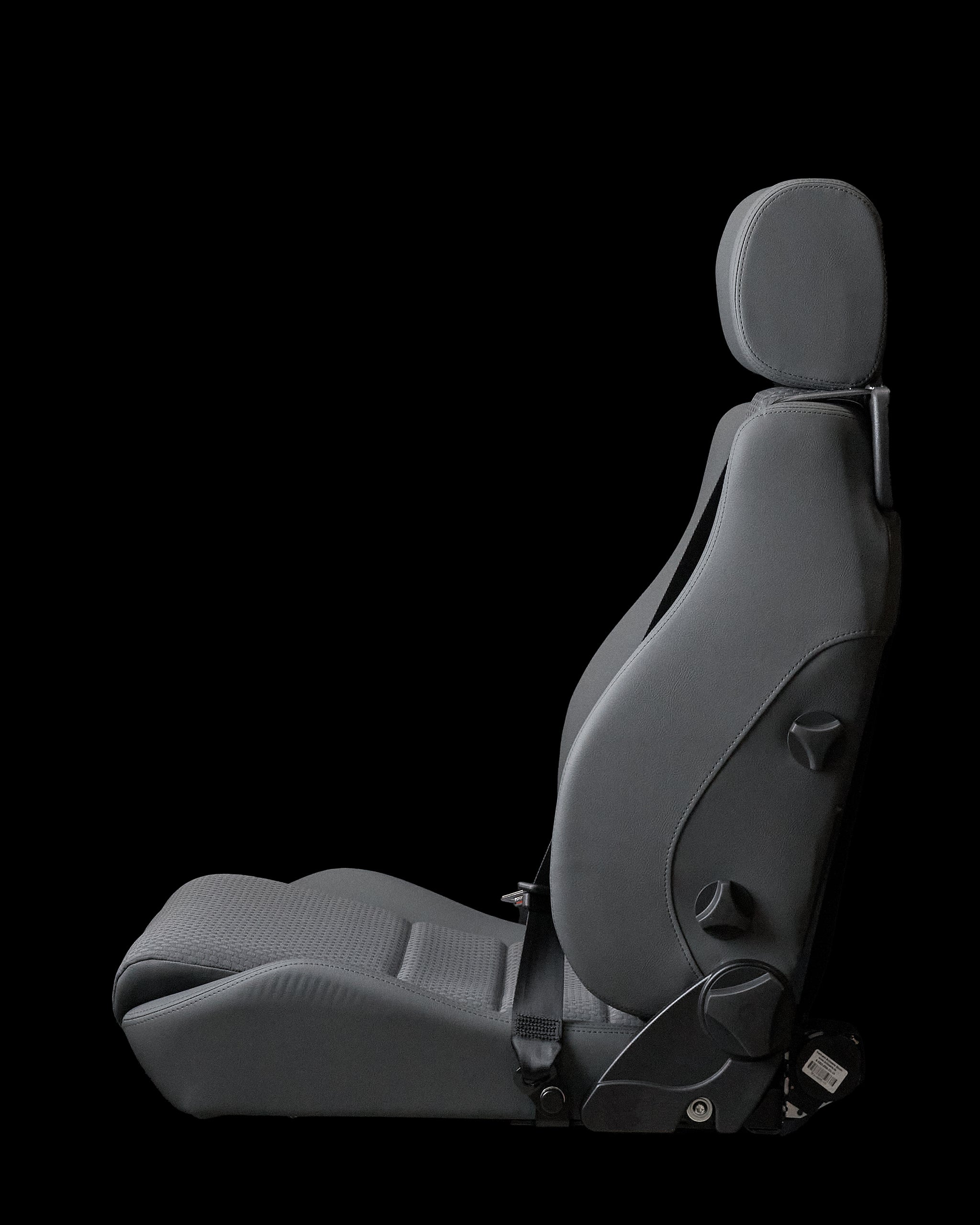 Vario F with Integrated Seatbelt