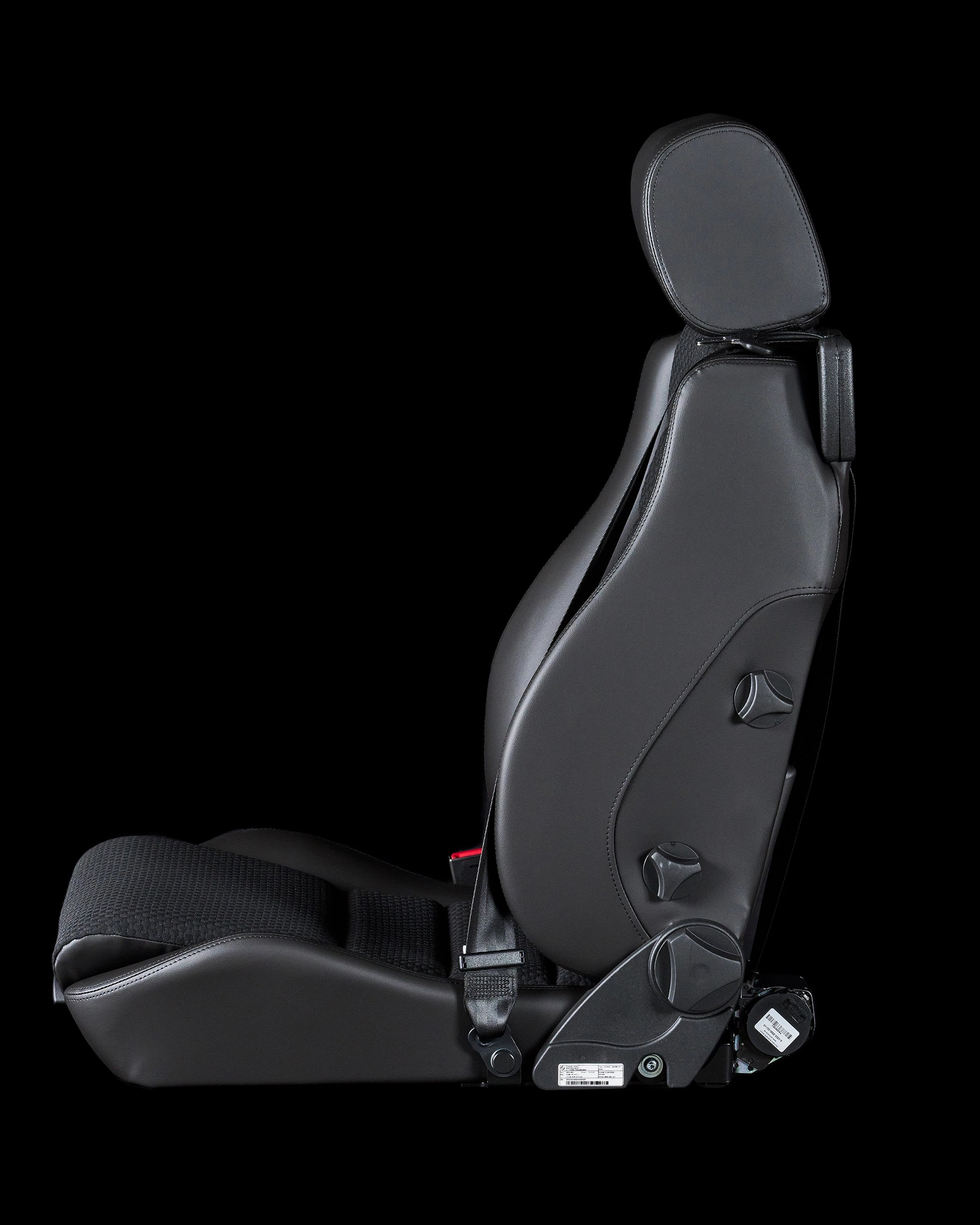 Vario F with Integrated Seatbelt