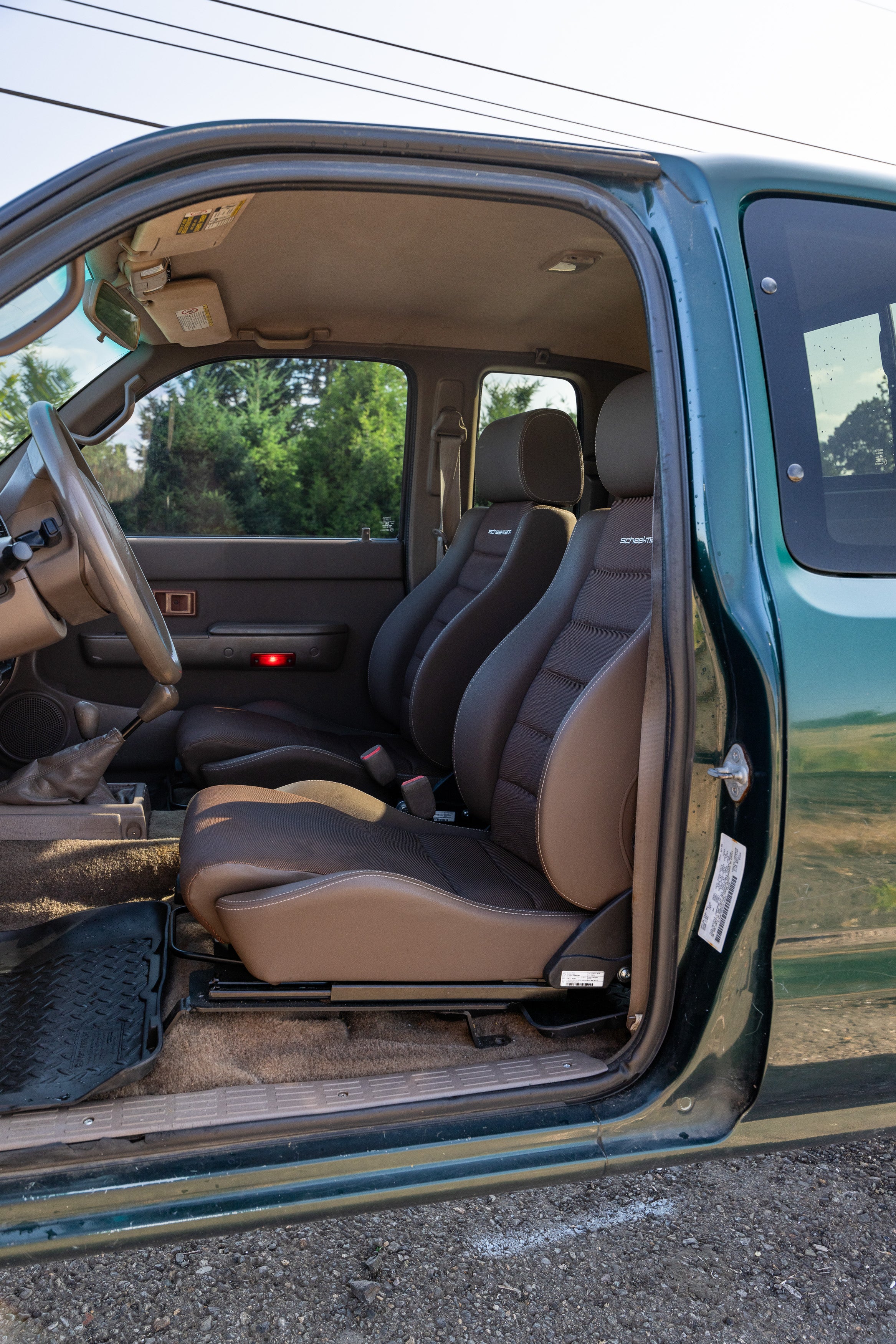 Seat Bracket Kit - Toyota Tacoma (1995.5-2004)